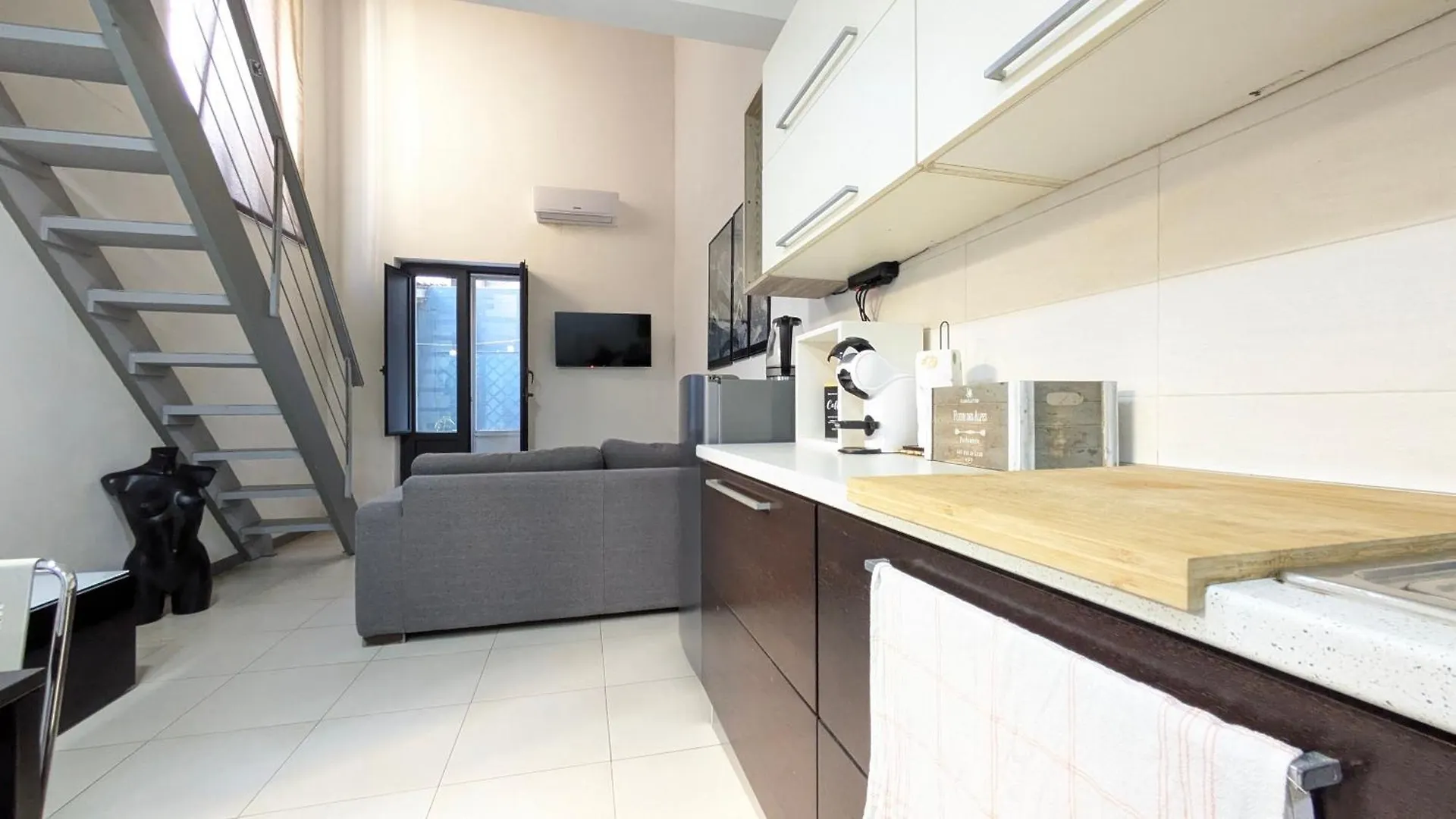 Apartament Loft Vicolo Lavico Katania 0*,